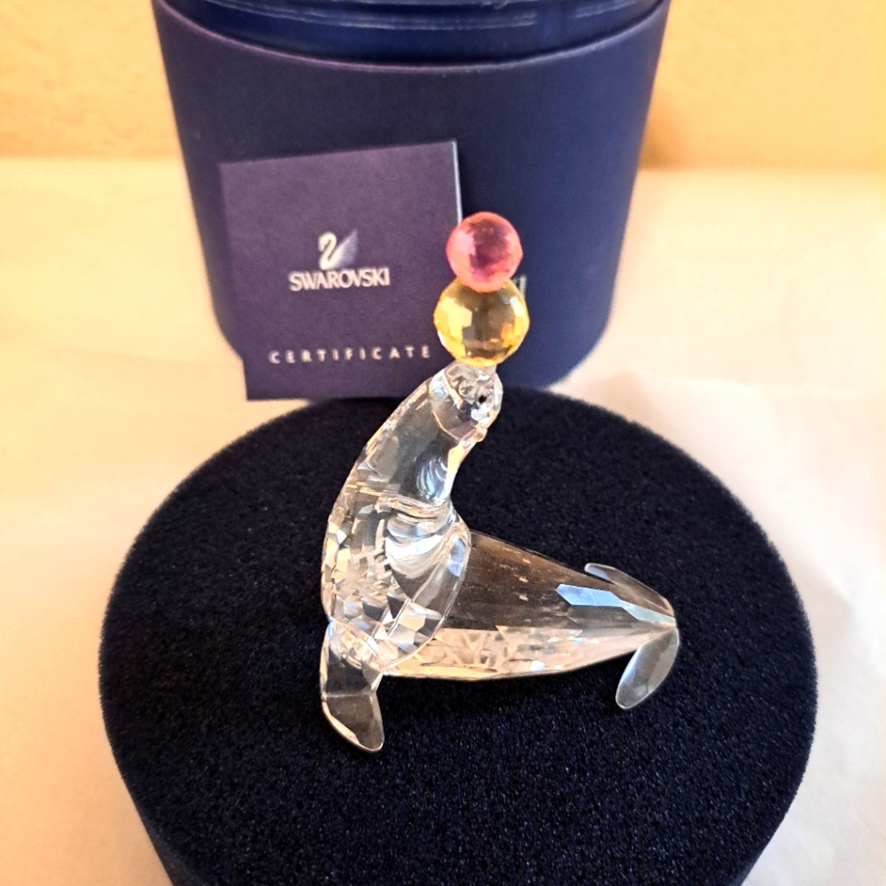 Excellent Swarovski Seal balancing balls in original box and COA